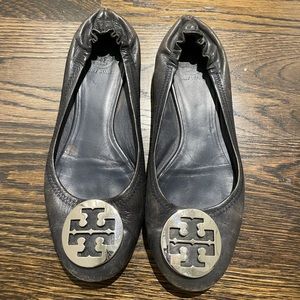 Authentic navy Tory Burch Flats